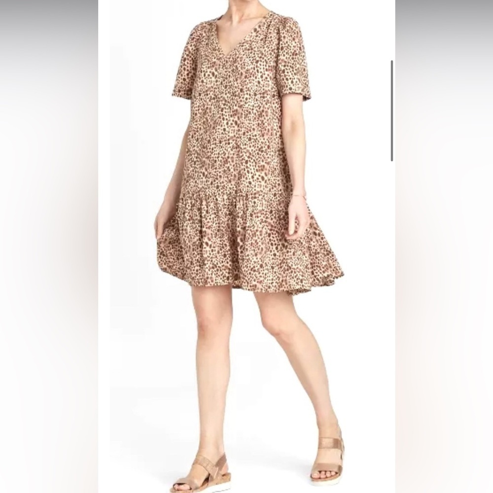 3/$15 A new day leopard print short sleeve ruffle hem dress size small